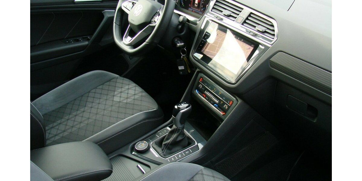 VW Tiguan 2.0TDi R-Line 4M BlackStyle ACC IQ LIGHT 41.763 km 34.980 &euro; Falkensee 14612
