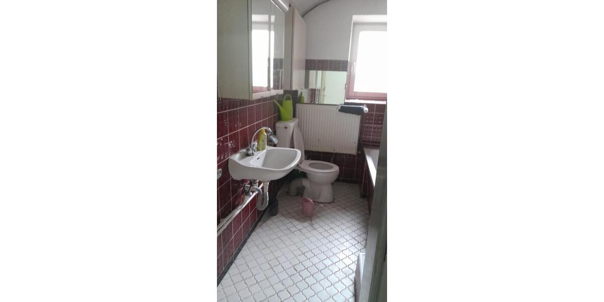 Einfamilienhaus Falkenstein - 6 Zimmer, 410 m&sup2;, 240.000&euro; | Angebot:26447243