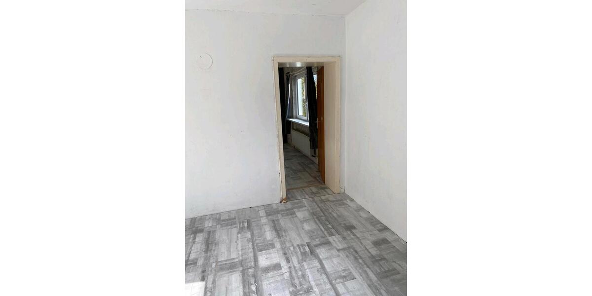 Einfamilienhaus Mendig - 8 Zimmer, 150 m&sup2;, 179.000&euro; | Angebot:24345053