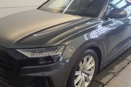 Audi Q8 77.700 km 59.440 &euro; Wackersdorf 92442