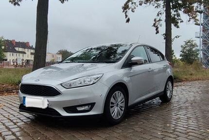 Ford Focus 164.000 km 4.900 &euro; Dessau-Roßlau 06844