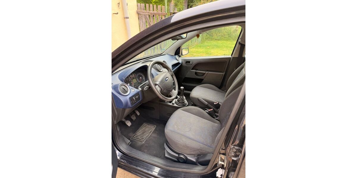 Ford Fiesta 196.142 km 1.100 &euro; Würzburg 97084