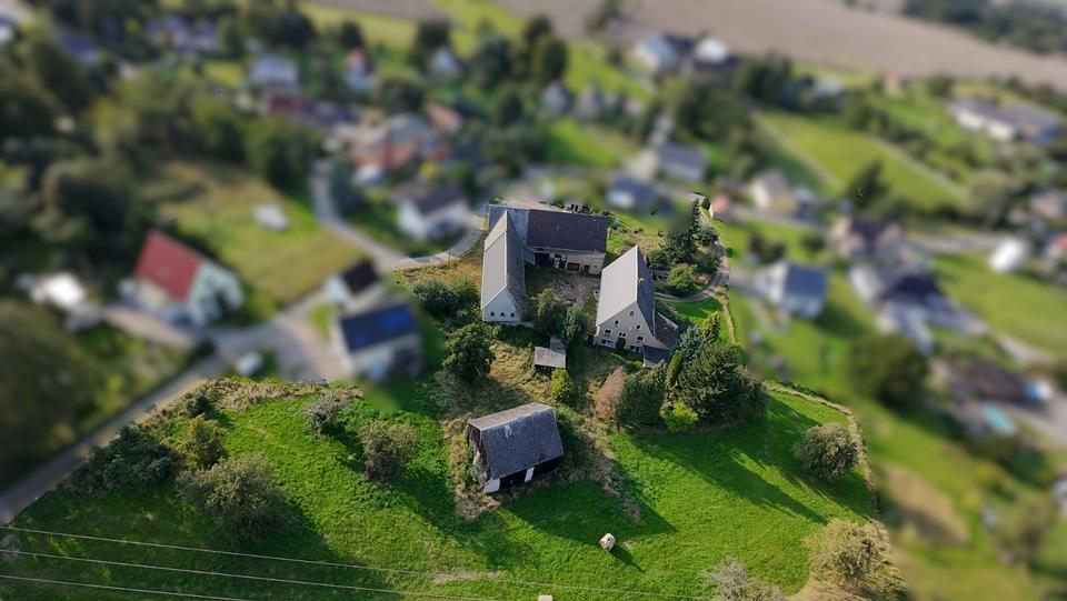 Schöner Bauernhof mit 5645 m² Grundstück bei Wechselburg