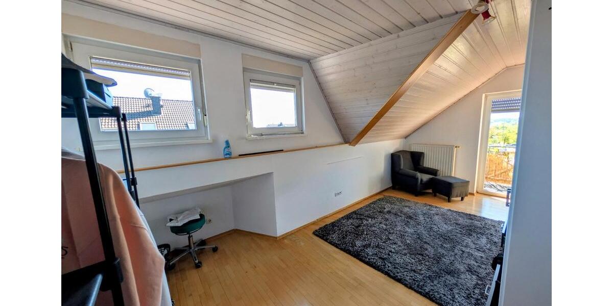 Einfamilienhaus Laubach - 6 Zimmer, 142 m&sup2;, 1.590&euro; | Angebot:26386361