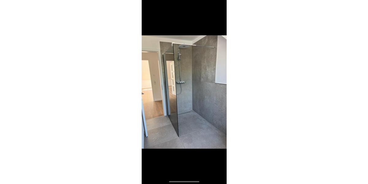 Zeven 3 Zimmer Wohnung 87m2 zu vermieten KFW 55 Wallbox 3 zimmer