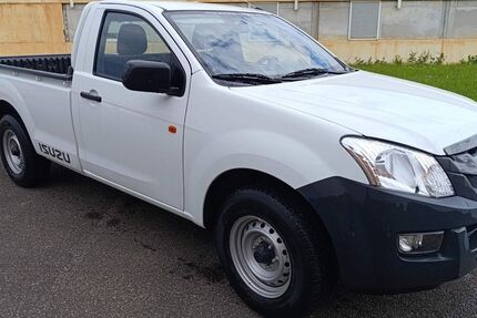 Isuzu D-Max 25.700 km 22.950 &euro; Ortenberg 77799