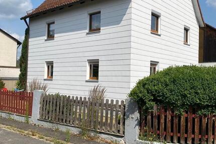 Haus Weiden in der Oberpfalz - 7 Zimmer, 154 m&sup2;, 1.600&euro; | Angebot:26377748