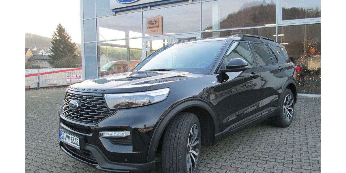 Ford Explorer 15.000 km 61.600 &euro; Püttlingen 66346