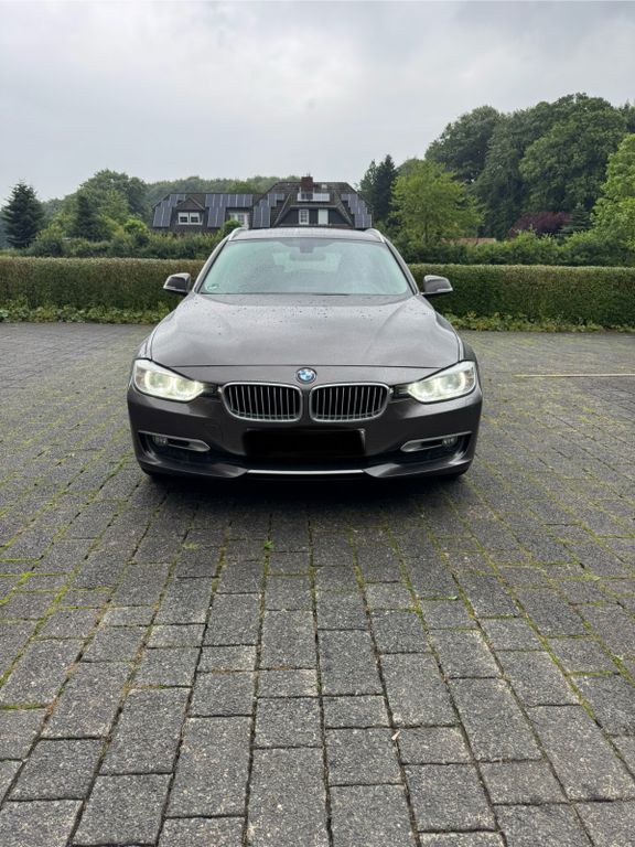320
