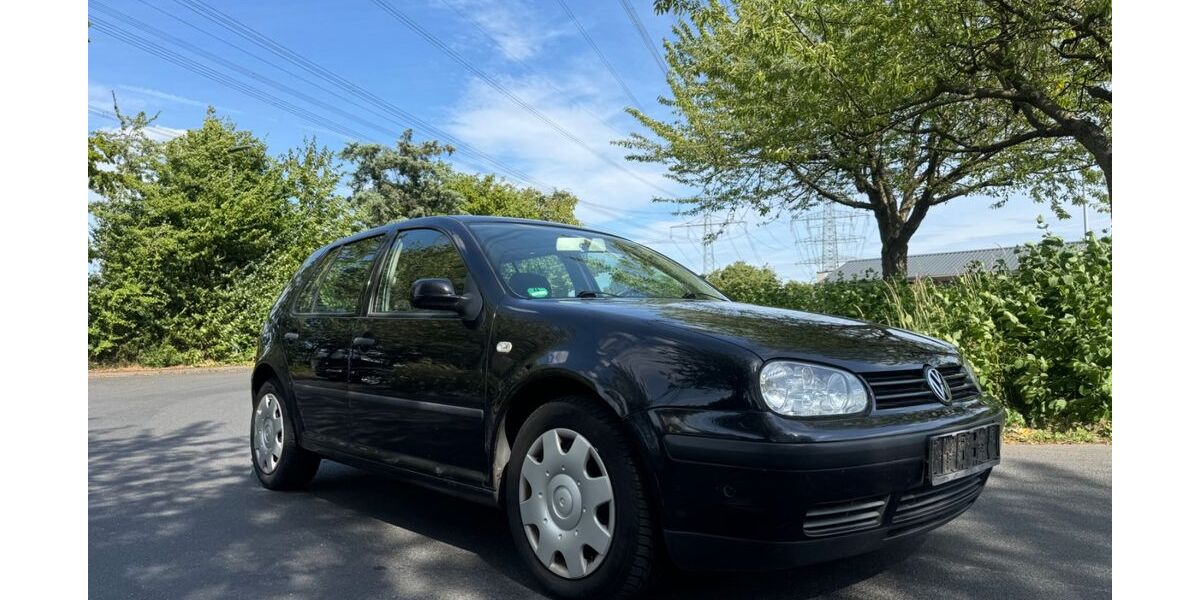 VW Golf 228.000 km 2.490 &euro; Hürth 50354