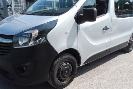 Opel Vivaro 265.928 km 9.900 &euro; Fürth 90763