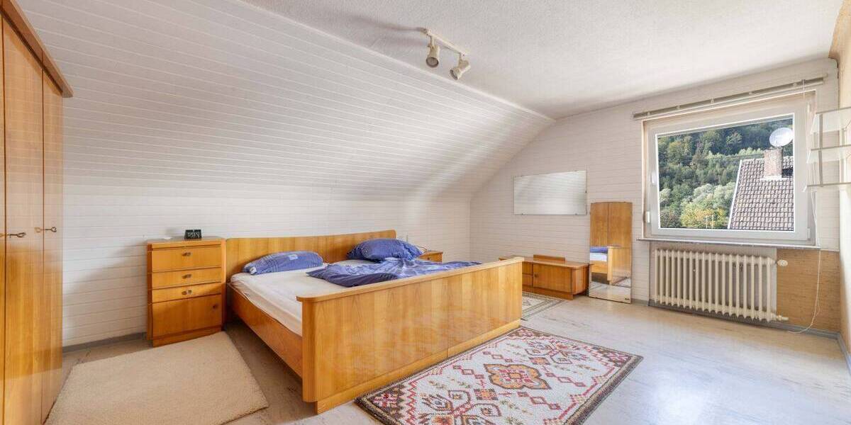 Mehrfamilienhaus, Wohnhaus Mettlach Saarhölzbach - 8 Zimmer, 165 m&sup2;, 289.000&euro; | Angebot:26307476