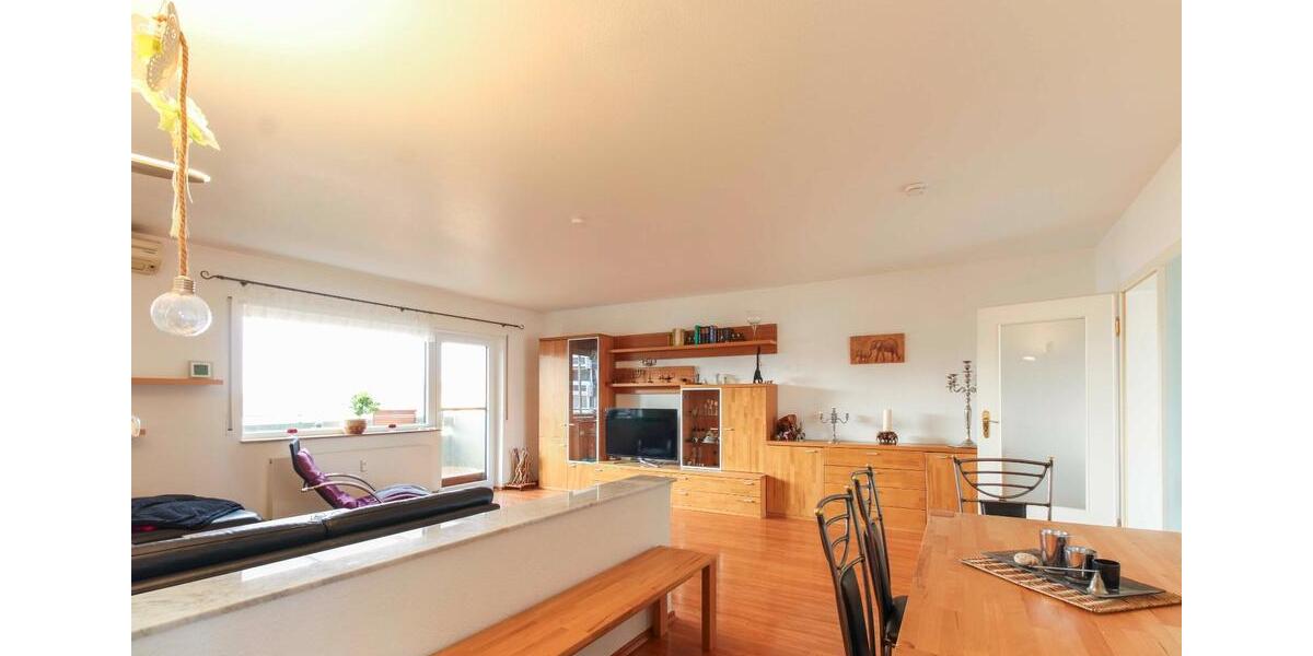 Etagenwohnung Ludwigshafen am Rhein - 3 Zimmer, 108 m&sup2;, 990&euro; | Angebot:26026869