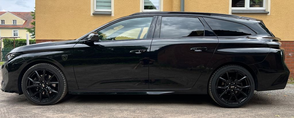 Peugeot 308 62.000 km 21.200 &euro; Brieske 01968