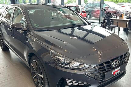 Hyundai i30 74.000 km 15.990 &euro; Roßdorf 64380