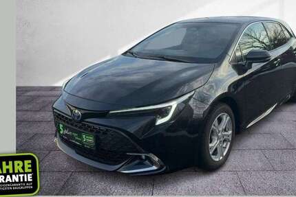 Toyota Corolla 13.718 km 26.590 &euro; Halle 06130