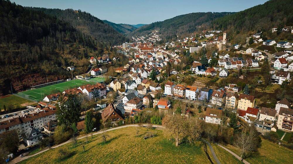 Mehrfamilienhaus, Wohnhaus Schramberg - 1 Zimmer, 333 m&sup2;, 248.500&euro; | Angebot:26188399