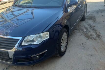 VW Passat 246.700 km 900 &euro; Berlin 13585