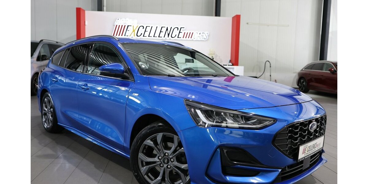 Ford Focus Tunier 1.5 EB ST-LINE X SPORT BLUE & BLACK 100.000 km 16.444 &euro; Hamm 59077
