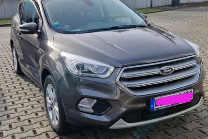 Ford Kuga 76.000 km 13.300 &euro; Hagen 58095