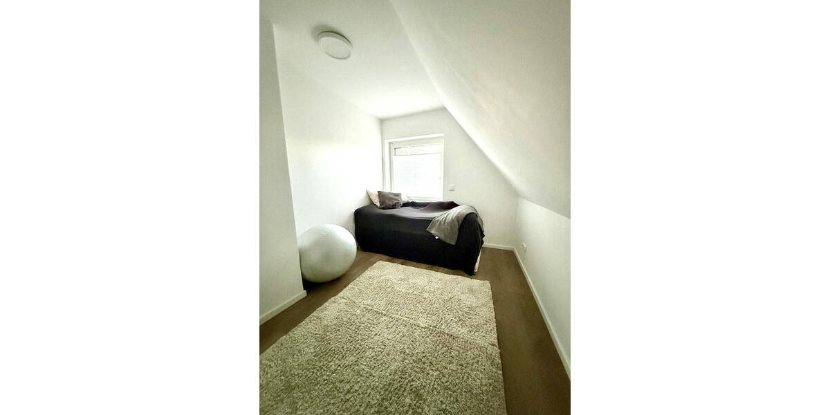 Einfamilienhaus Ahrensburg - 6 Zimmer, 137 m&sup2;, 650.000&euro; | Angebot:26080543