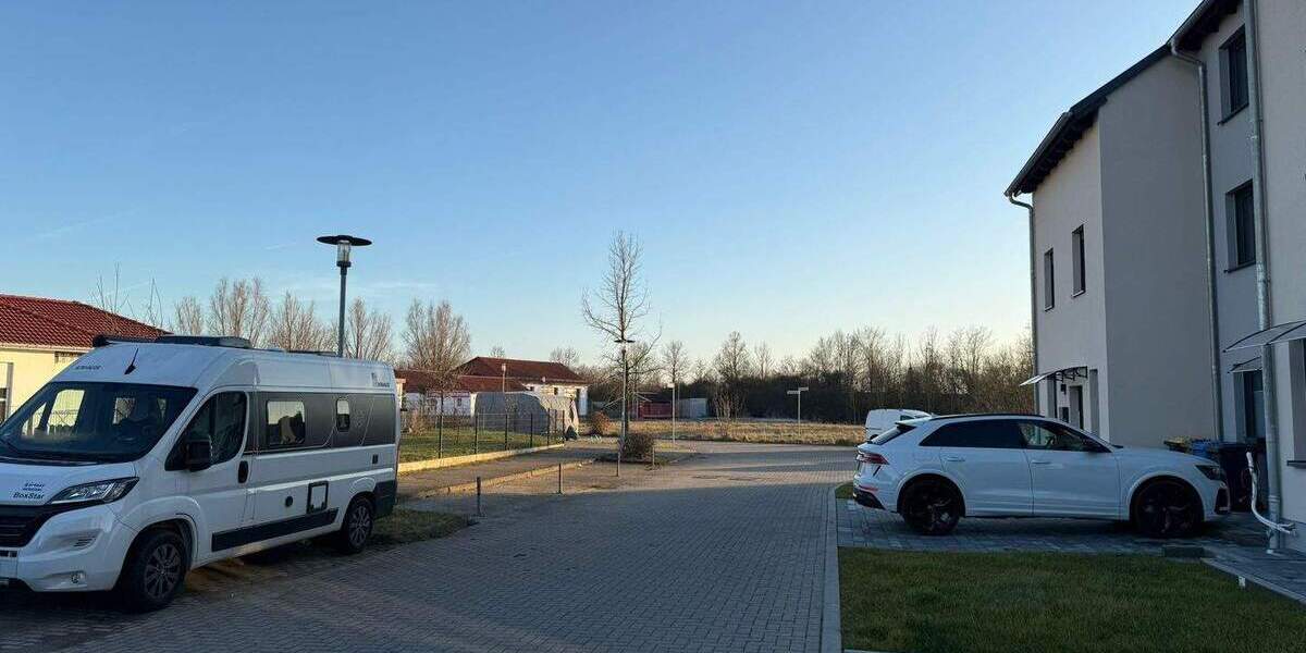 Reihenmittelhaus Kabelsketal Großkugel - 6 Zimmer, 170 m&sup2;, 1.775&euro; | Angebot:23949618