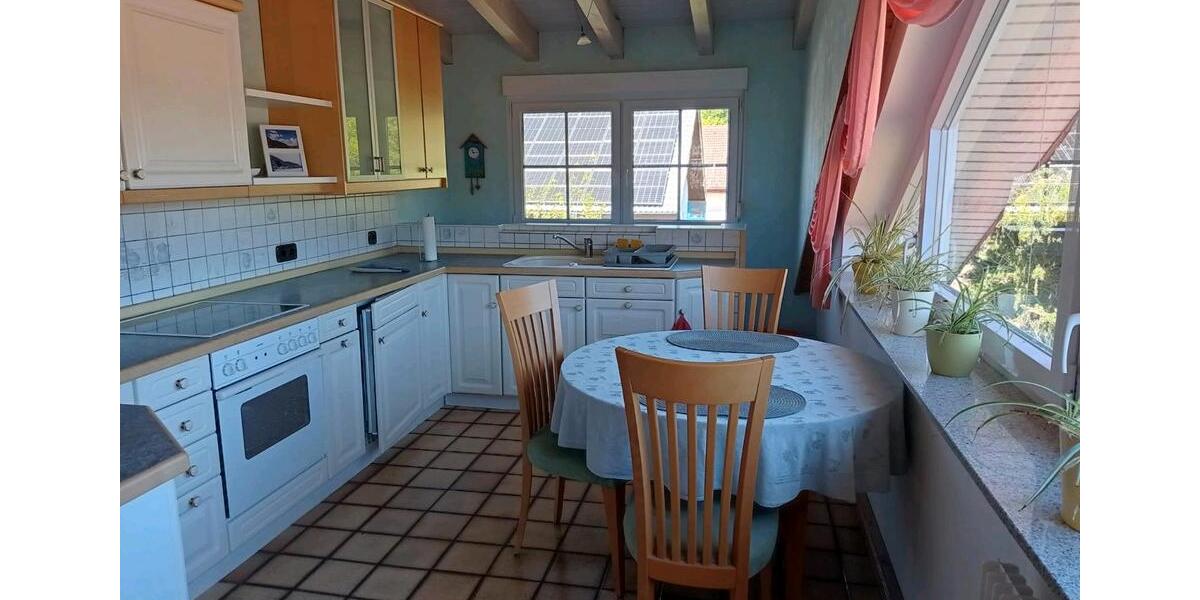 Dachgeschoßwohnung Waldkirch - 2 Zimmer, 55 m&sup2;, 690&euro; | Angebot:26357728