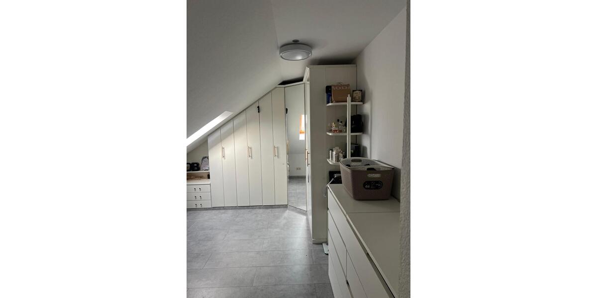 Maisonettenwohnung Burscheid - 5 Zimmer, 107 m&sup2;, 379.000&euro; | Angebot:24237533