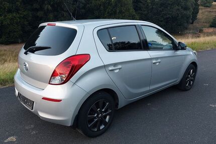 Hyundai i20 159.975 km 4.390 &euro; Schleusingen 98553