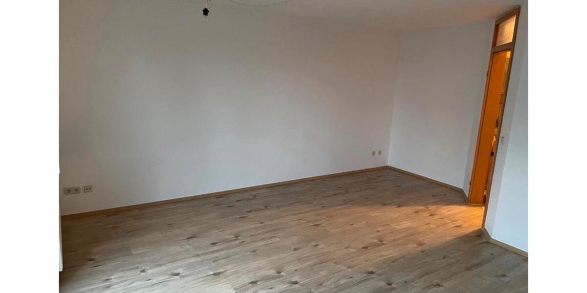 Reihenhaus Leipzig Ost - 6 Zimmer, 160 m&sup2;, 1.790&euro; | Angebot:26655536