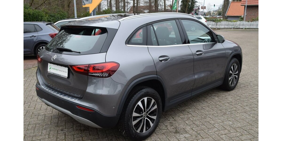 Mercedes-Benz GLA 200 d Style Aut.8G Navi*Panorama*Leder*LED* 142.165 km 22.980 &euro; Rastede 26160