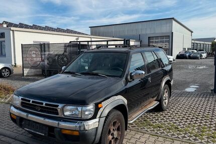 Nissan Pathfinder 277.100 km 990 &euro; Eppingen 75031