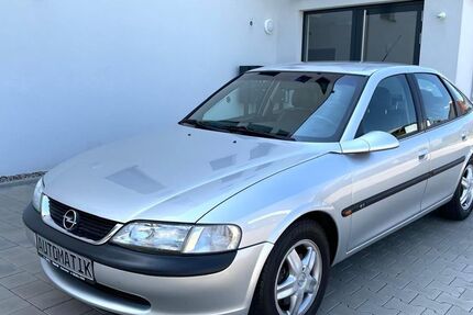 Opel Vectra 150.000 km 1.799 € Estenfeld 97230