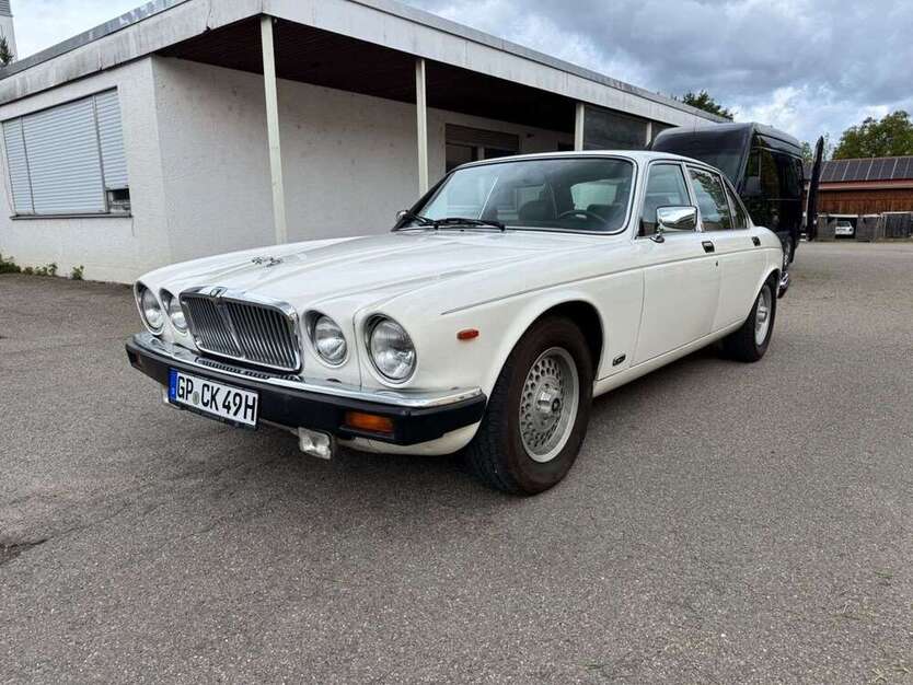 Jaguar XJ 67.850 km 13.999 € Dürnau 73105