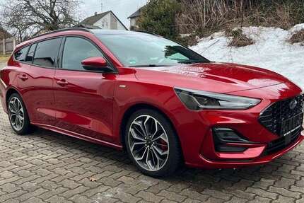 Ford Focus 17.100 km 24.990 &euro; Fichtelberg 95686