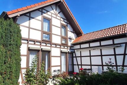 Schönes Fachwerkhaus mit 4 Schlafzimmer zu verkaufen 5 zimmer