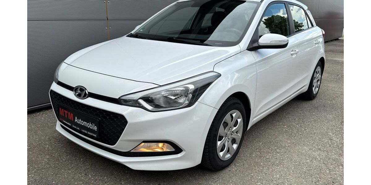 Hyundai i20 82.000 km 7.300 &euro; Horb am Neckar 72160