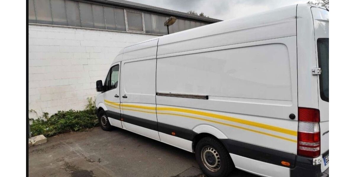 Mercedes-Benz Sprinter 312.000 km 7.999 &euro; Gießen 35396