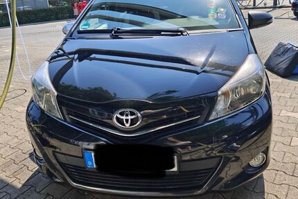 Toyota Yaris 140.000 km 6.700 &euro; Freiburg 79104