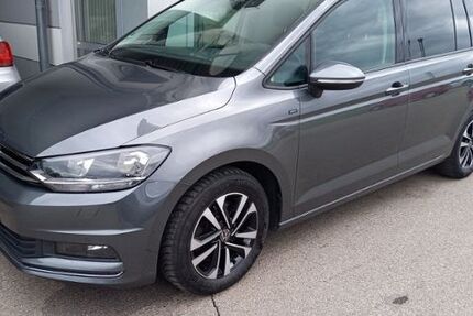VW Touran 108.200 km 9.990 &euro; Teisendorf 83317