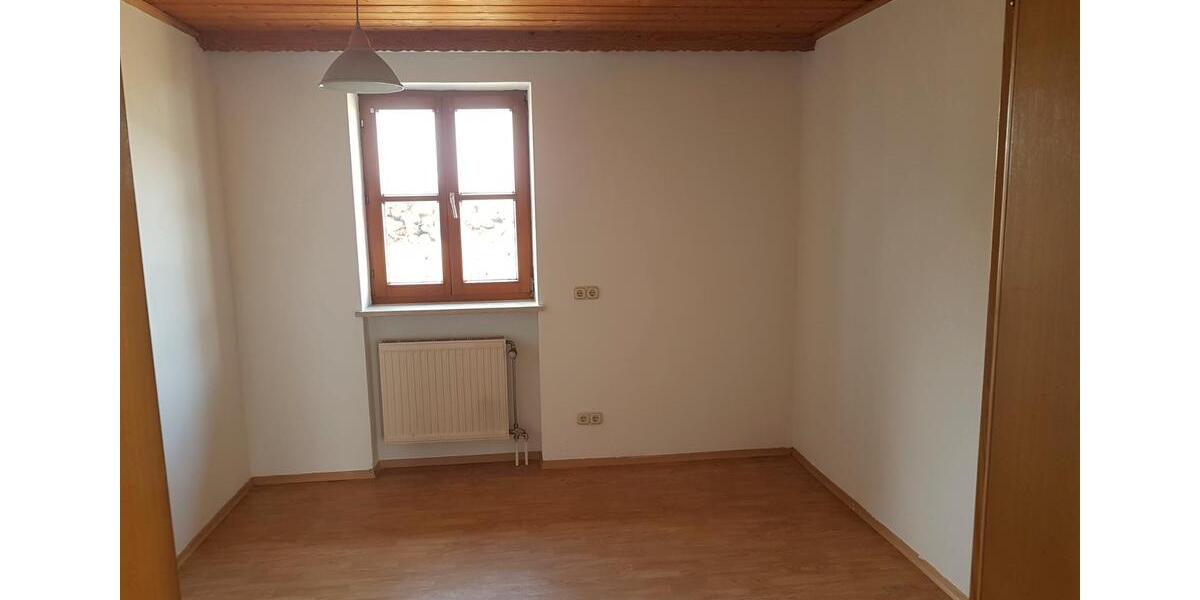 Erdgeschoßwohnung Odelzhausen - 5 Zimmer, 149 m&sup2;, 1.310&euro; | Angebot:26250517