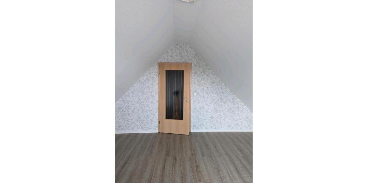 Etagenwohnung Bredstedt - 3 Zimmer, 77 m&sup2;, 180.000&euro; | Angebot:26833031