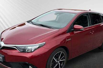Toyota Auris 189.637 km 7.900 &euro; Neumünster-Einfeld 24536