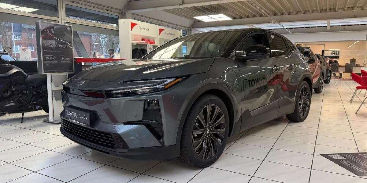 Toyota C-HR 2.500 km 54.790 &euro; Bremerhaven 27580