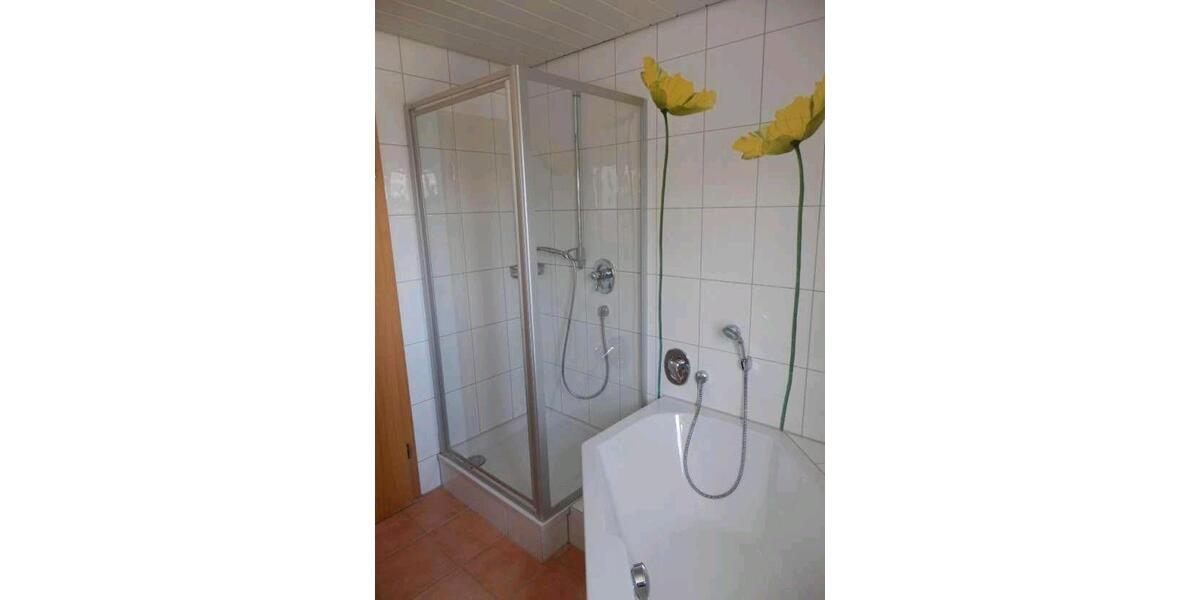 Etagenwohnung Weissach - 3 Zimmer, 85 m&sup2;, 1.300&euro; | Angebot:25477850