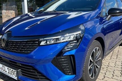 Renault Clio 7.558 km 21.490 € Braunschweig 38124