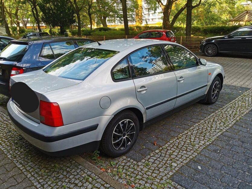 VW Passat 271.550 km 1.000 € Berlin 10969