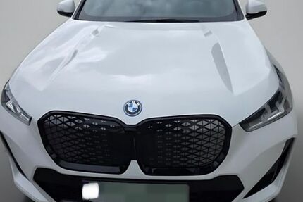 BMW iX1 29.996 km 40.400 &euro; Bad Gottleuba-Berggießhübel / Bahra 01816