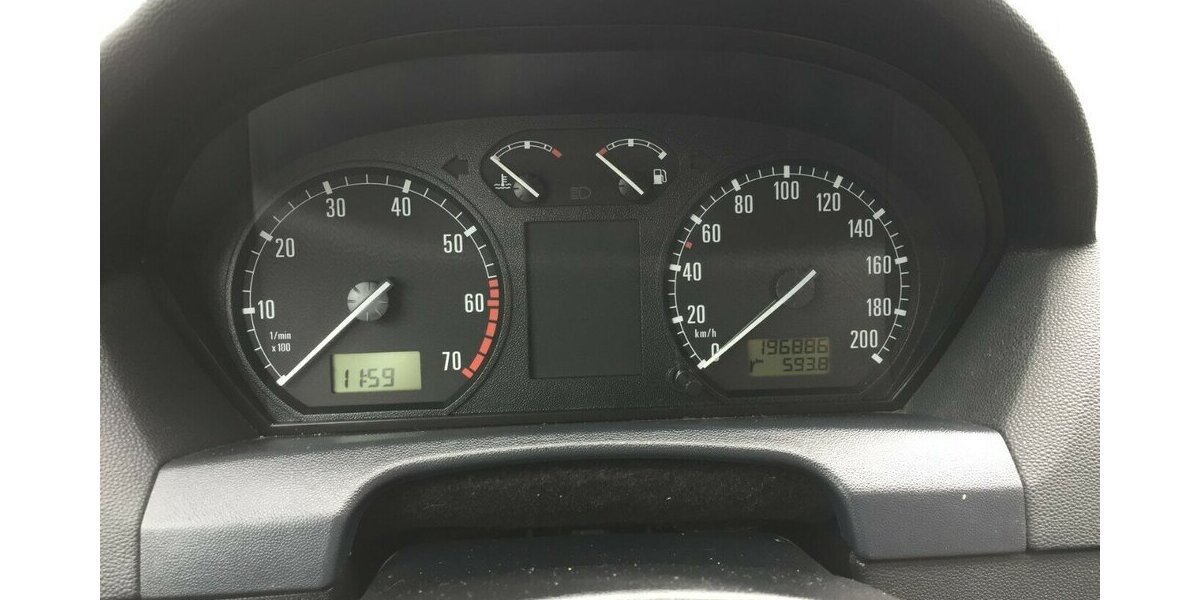 Skoda Fabia Ambiente,Tüv 03/27! 194.000 km 1.450 &euro; Himmelkron 95502