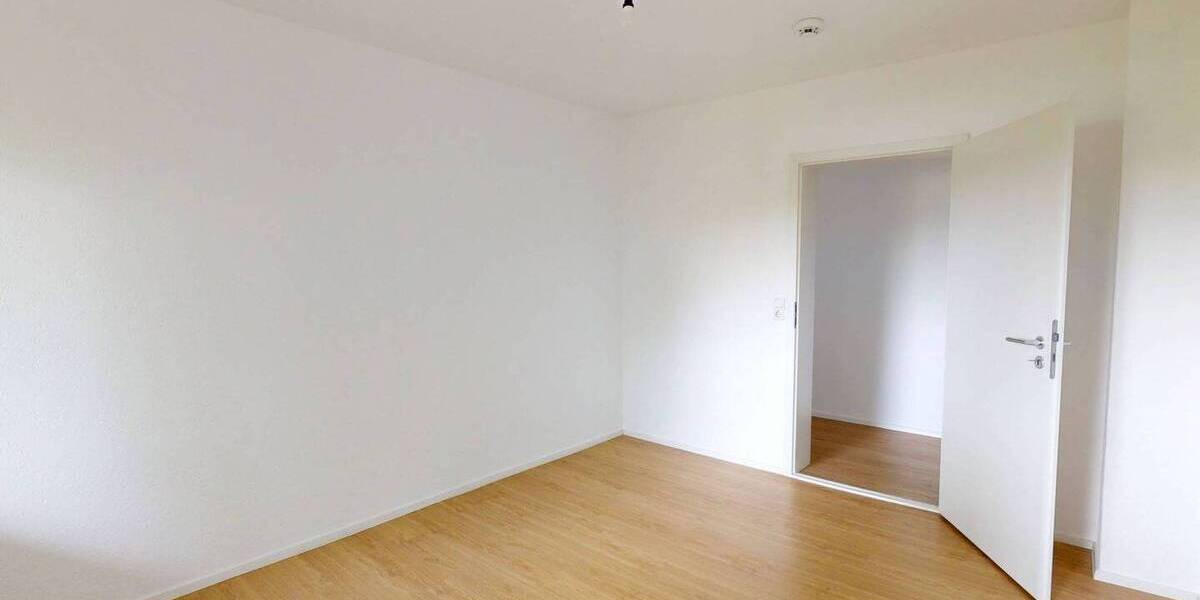 Etagenwohnung Roding Kienholz - 4 Zimmer, 88 m&sup2;, 730&euro; | Angebot:26797779